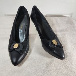 Gianni Righetto Black Leather Cone Heel Pumps Size 40 US 9-9.5 See Chart